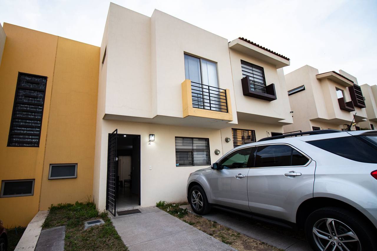 Casa en renta - Las Terrazas