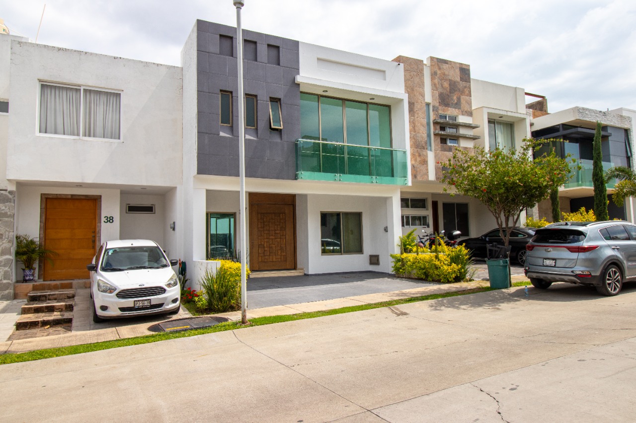 Casa en venta - La Cima